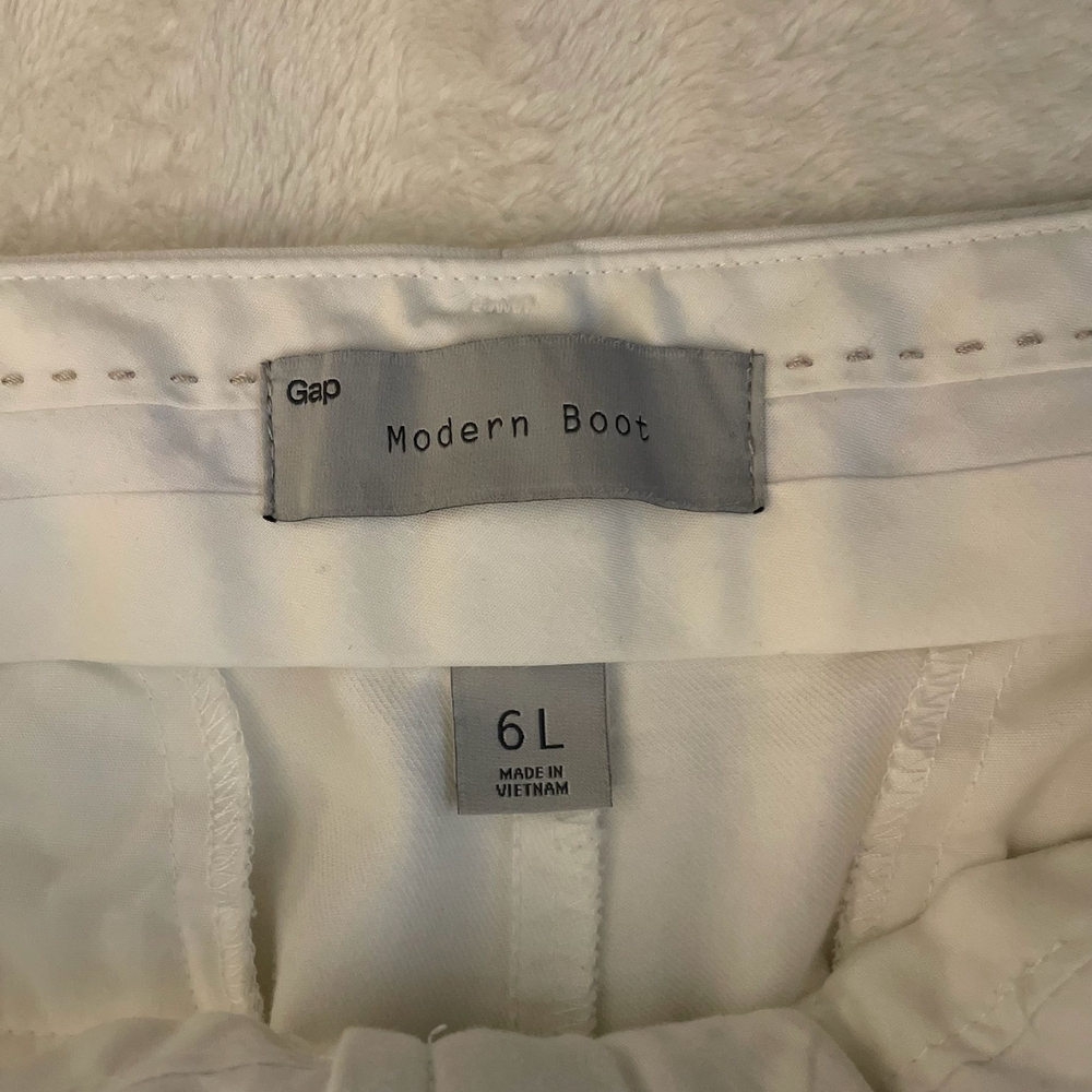 Gap Modern Boot Pants in White